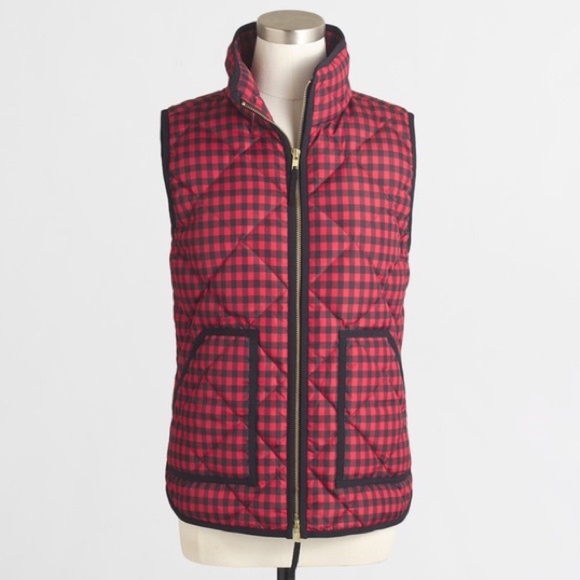 J. CREW buffalo check puffer Excursion vest Never Worn Red Black Gingham - Picture 1 of 2